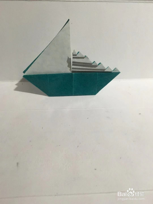 儿童手工折纸 一艘不一样的小帆船 怎样简单折叠