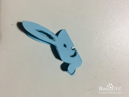 幼儿剪纸——如何用彩纸剪小兔子呢?