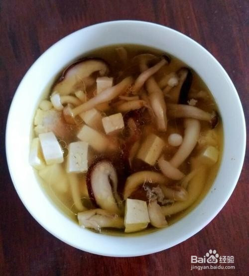 蘑菇豆腐清汤