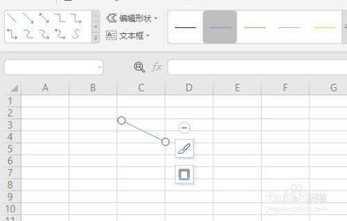 选择好要插入的线条之后,光标会自动变成十字,然后长按鼠标将线条画