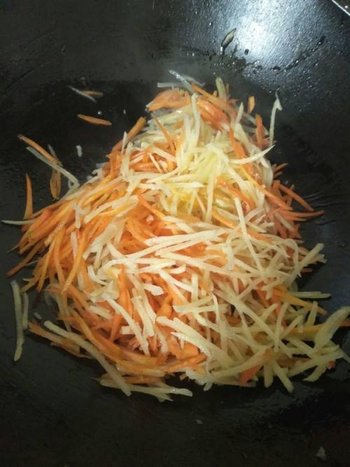 胡萝卜土豆丝