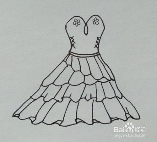 简笔画:如何一步一步画一件漂亮的公主裙