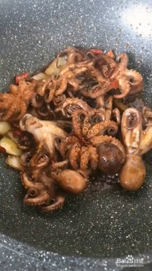 如何制作东北红烧八爪鱼?