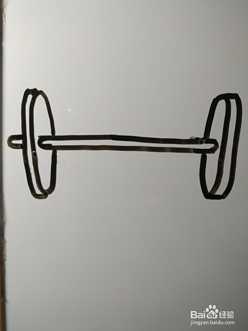 杠铃的简笔画如何画呢?