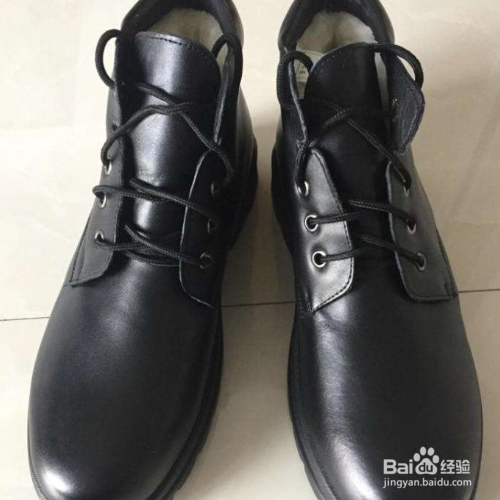 黑色皮鞋划痕怎么修复