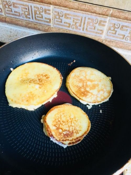 牛奶苹果鸡蛋饼