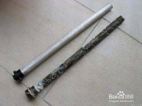 镁棒是镁阳极的俗称,又称阳极镁块,用于防止金属内胆腐蚀和镁棒软化