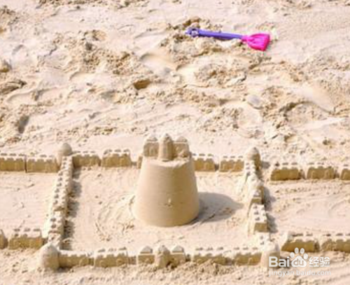 简单的沙子城堡怎么堆