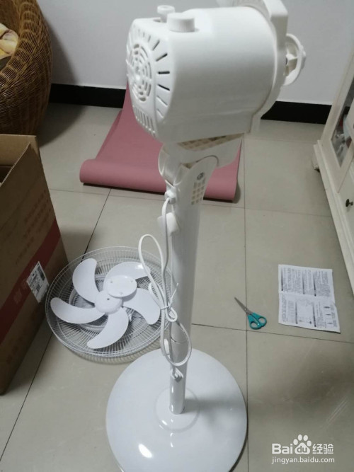 怎样安装电风扇