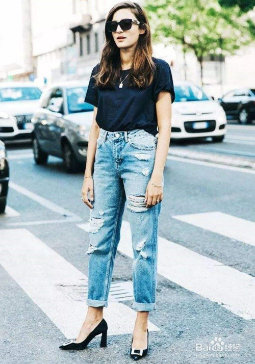 高跟鞋配什么裤子和衣服