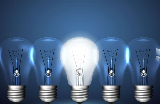 爱迪生发明电灯用了多少种材料
