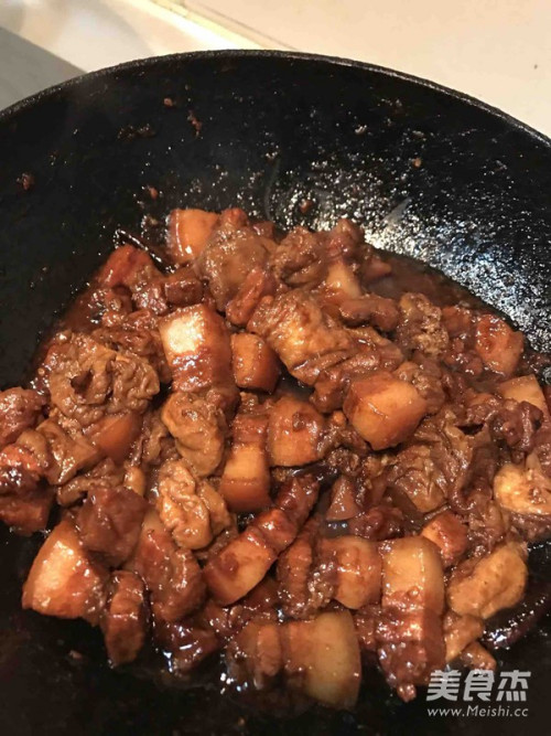 红烧肉烧豆泡