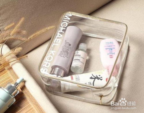我们普及一下坐飞机可以携带化妆品的各种要求,坐飞机护肤品怎么携带