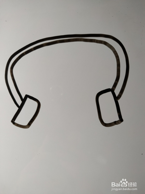 耳机的简笔画如何画呢?
