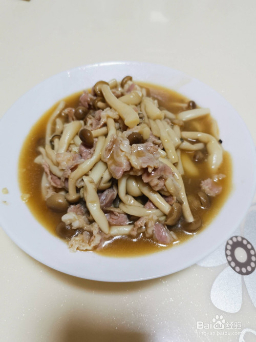 家常蟹味菇炒肉