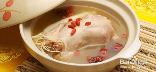 如何煲出美味的鸡汤?