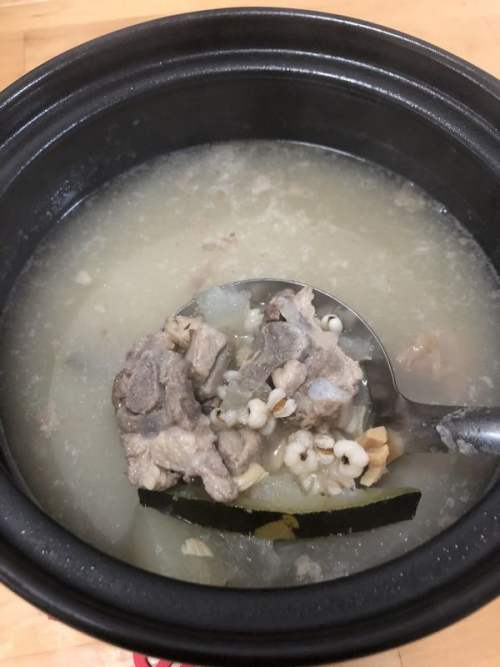 冬瓜薏米萝卜干龙骨汤