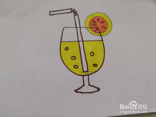 如何画一杯柠檬味的果汁