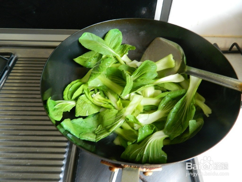 快手早餐菜—小油菜炒扇贝丝