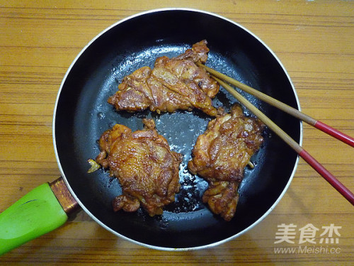 香煎鸡腿排的做法