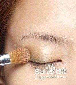 单眼皮如何轻松变双眼皮