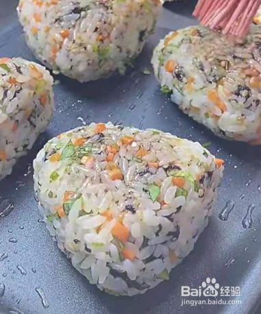 幼儿园自制美食-蔬菜饭团
