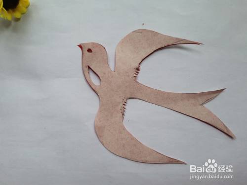 幼儿手工剪纸教程:怎么剪两只小燕子?