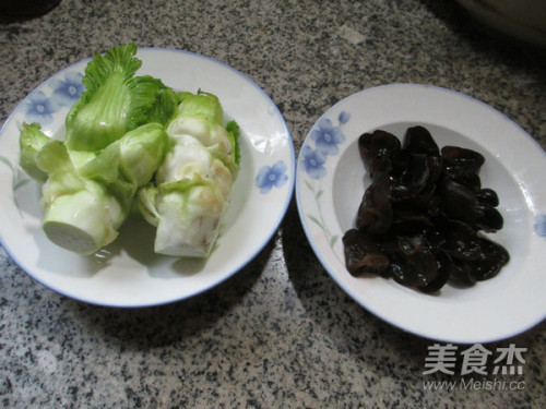 黑木耳炒儿菜