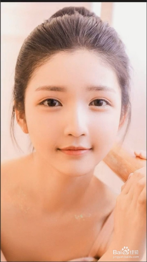 如何利用photoshopp出双眼皮