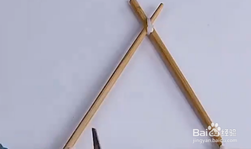 如何用筷子自制简易蒸架?