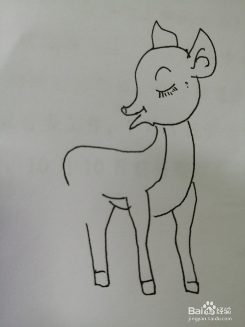 第六步,然后用相同的画法把简笔画小鹿的两条后腿画出来,画法比较