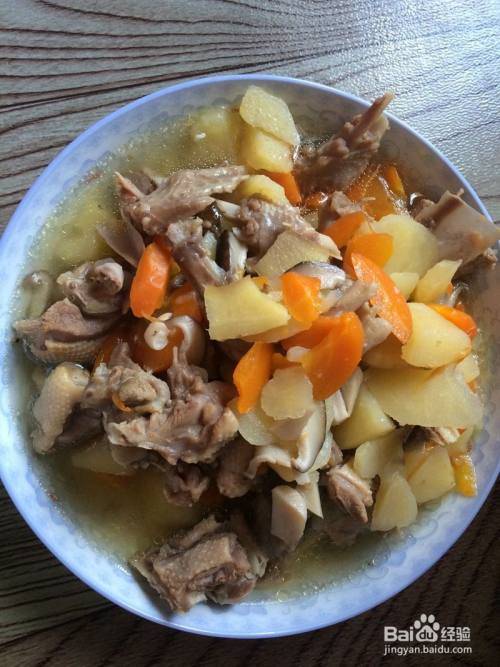 香菇胡萝卜土豆焖鸭肉