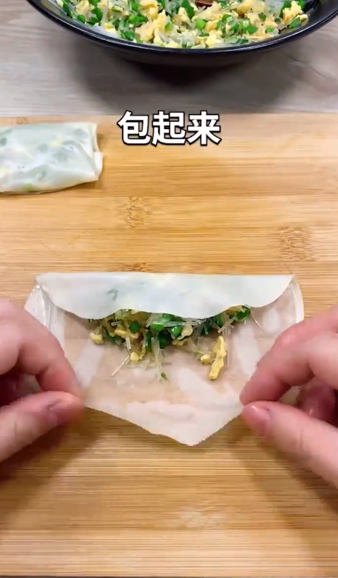 怎么做饺子皮春卷?