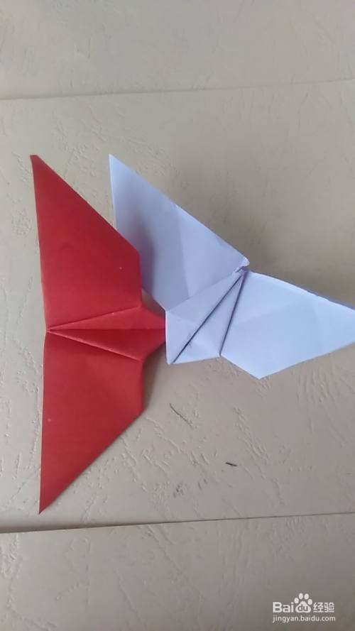一款飞的又高又远的迷你纸飞机折纸.