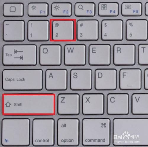 在电脑键盘中同时按shift键 数字2键即可打出@符号.