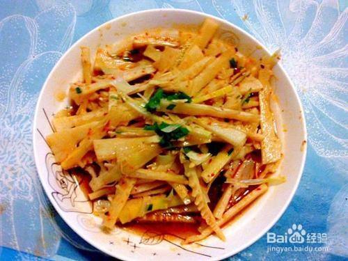 凉拌红油春笋丝