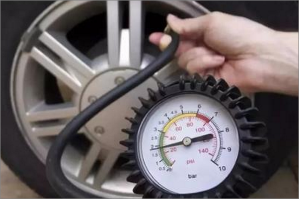 检查轮胎气压是什么意思？,（检查轮胎气压是啥意思）