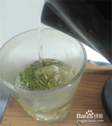 安吉白茶玻璃杯冲泡方法