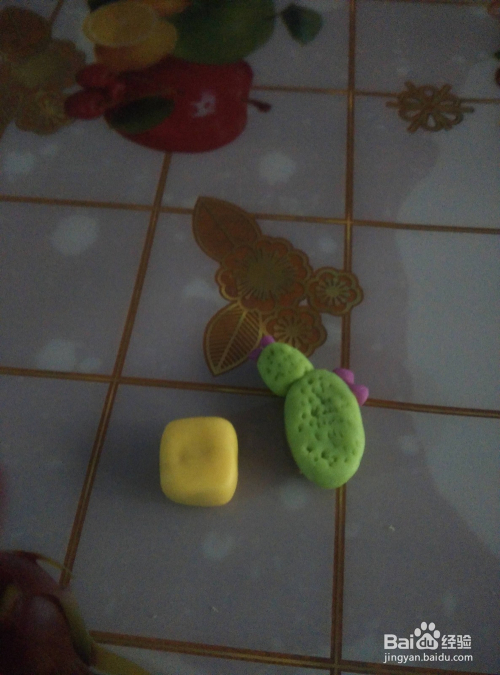 教你如何用彩泥做盆可爱的仙人掌