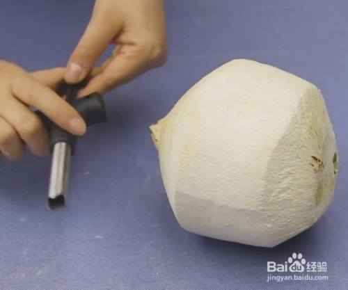 椰子怎么打开用吸管喝汁