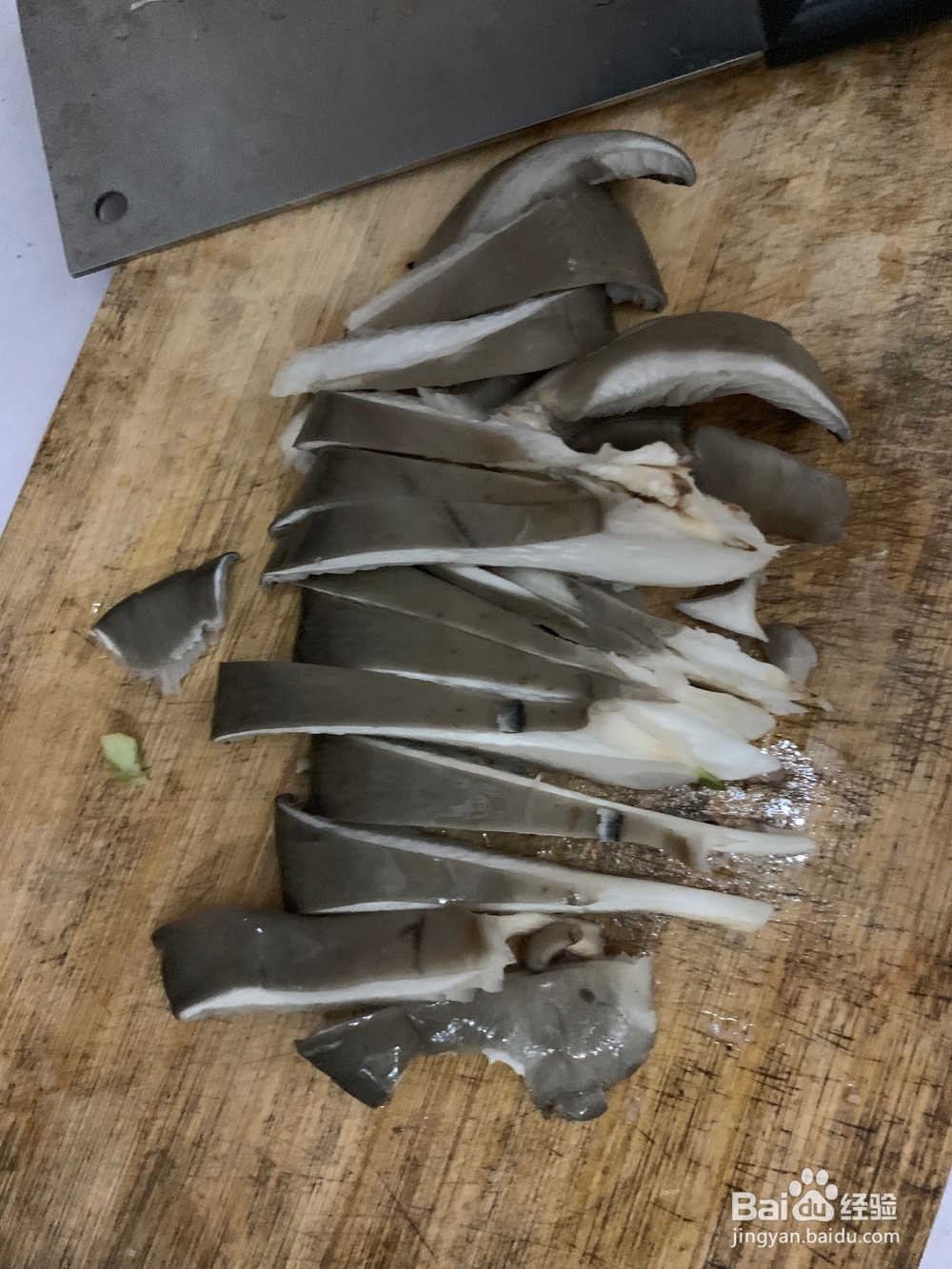 如何制作烧平菇