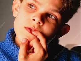 如何戒除咬指甲的恶习?