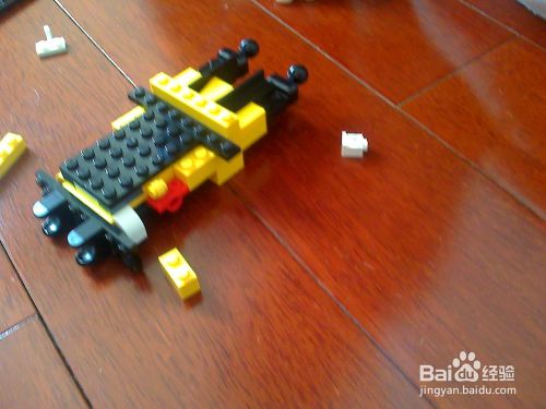 6岁小“工程师”怎样培养出来的-组装玩具小车