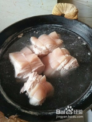 对夹中的熏肉怎么做