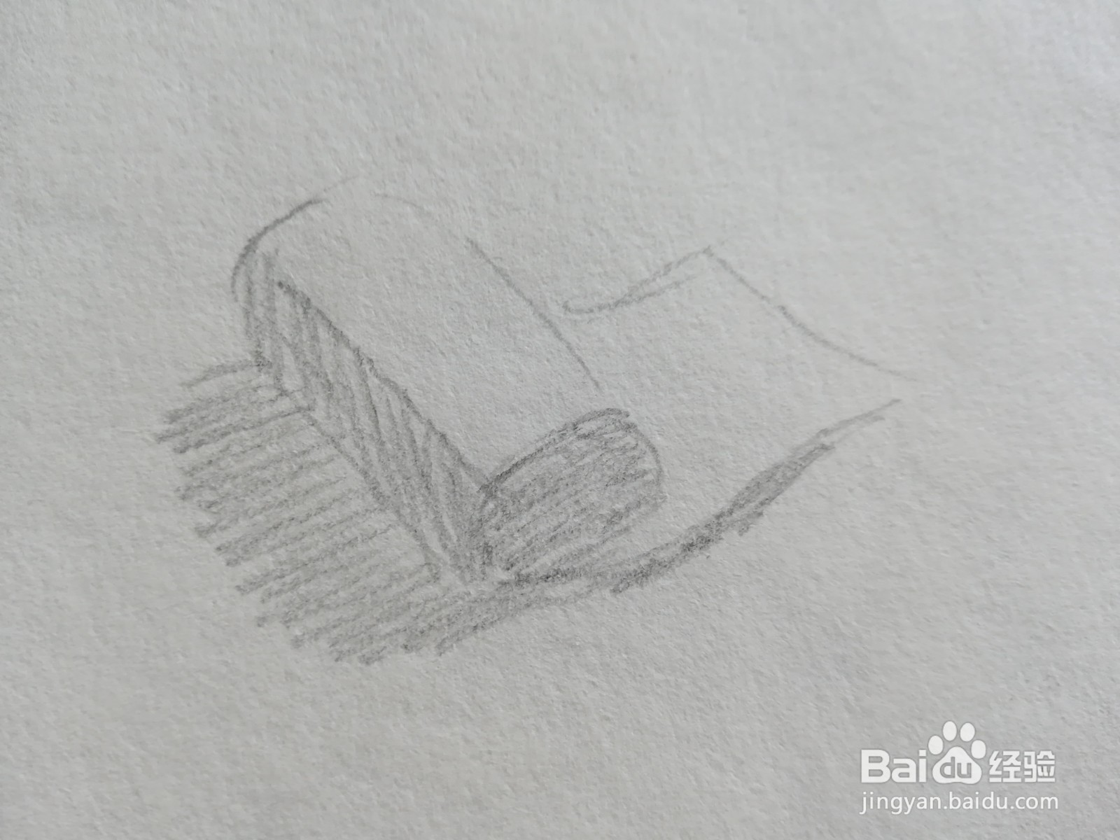 怎么画一卷卫生纸的素描步骤