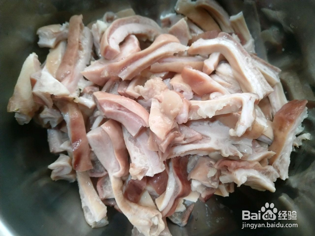 苦藠炖猪肚的做法