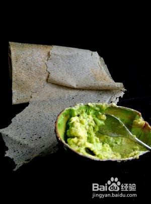 牛油果配杂粮煎饼的做法！
