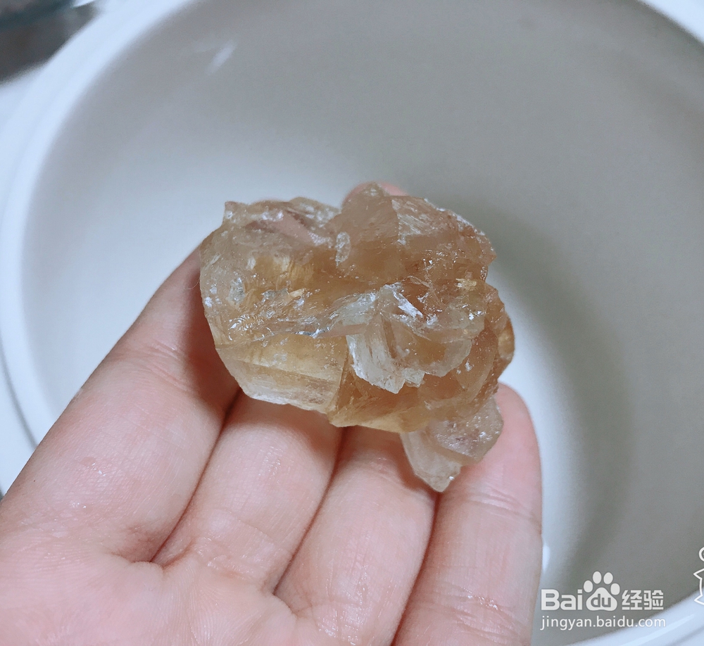 抢着吃的银耳百合红枣汤