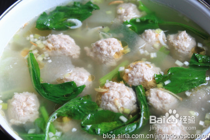 碧绿清爽的冬瓜丸子汤