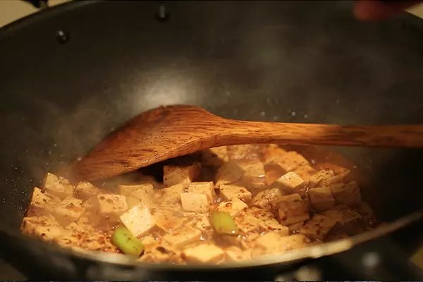 香辣酱汁烩豆腐